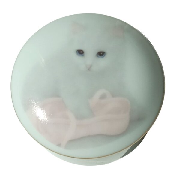 Otagiri Vintage Porcelain Trinket Box, White Kitten with Ballet Shoe, Cute - Picture 5 of 13